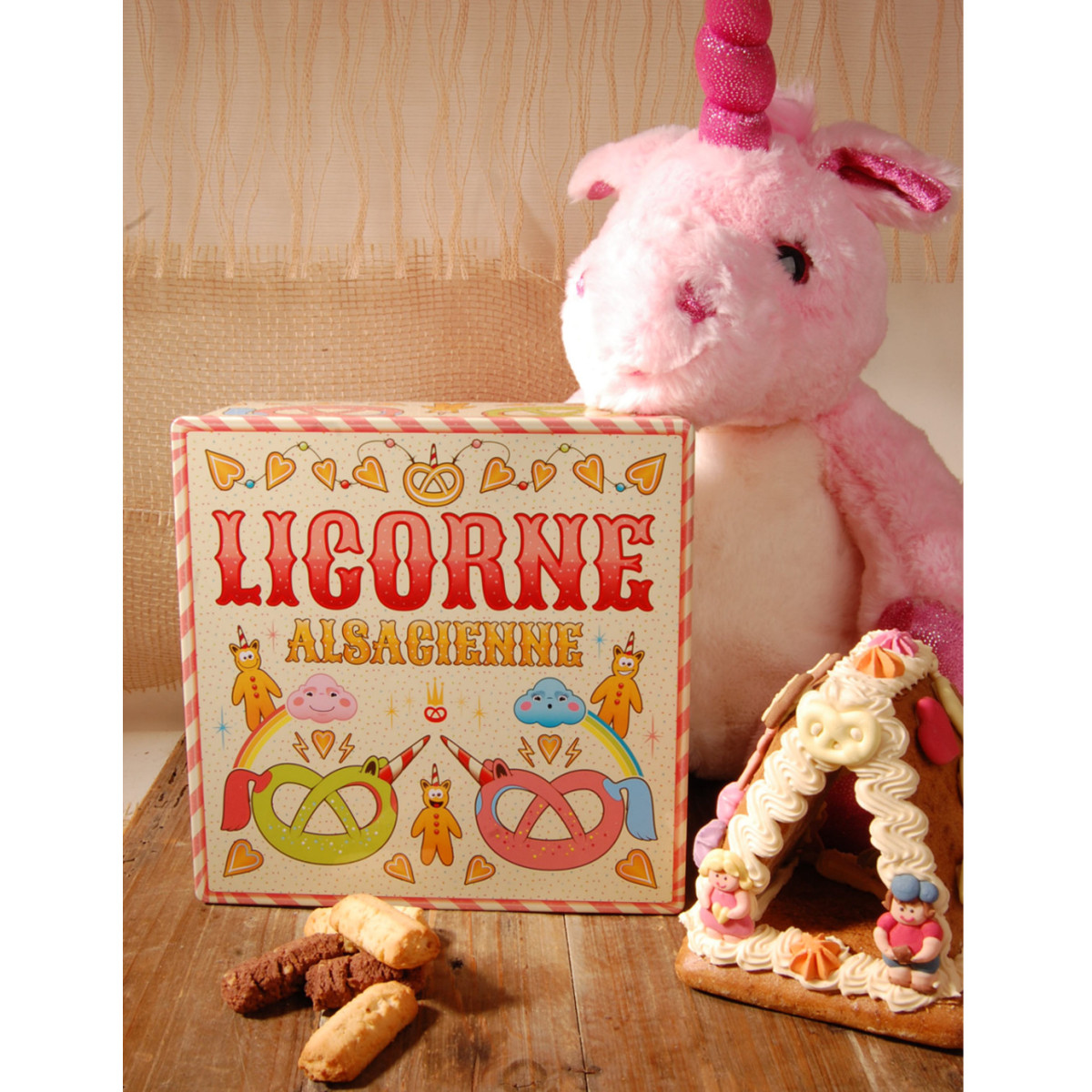 Boite carrée haute décor LICORNE garnie - Bretzel Airlines 600g