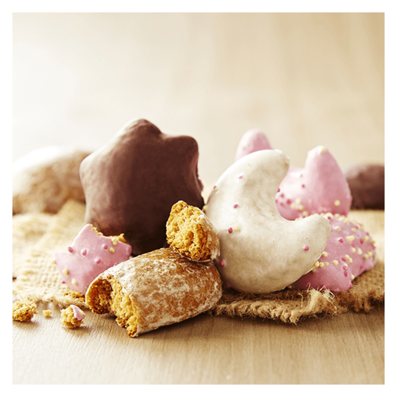Boite assortiment de pains d’épices enrobés de sucre et de chocolat 450g