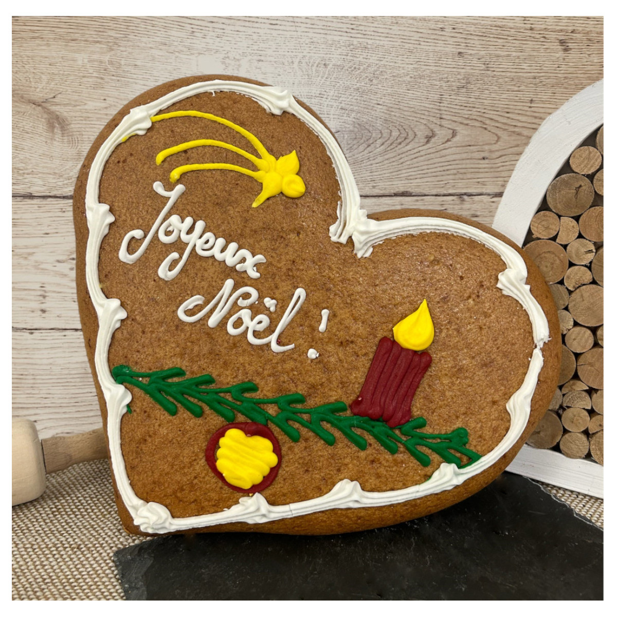 Pain d'épices d'Alsace en forme de coeur pour Noël