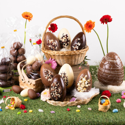 Œuf création perles 13 cm - Chocolat lait 150g