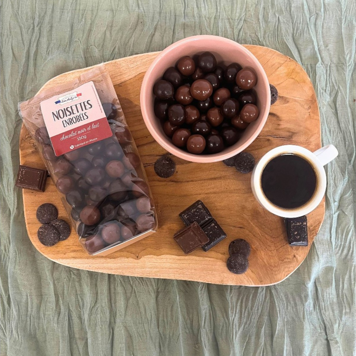 Noisettes enrobées chocolat noir et lait 150g